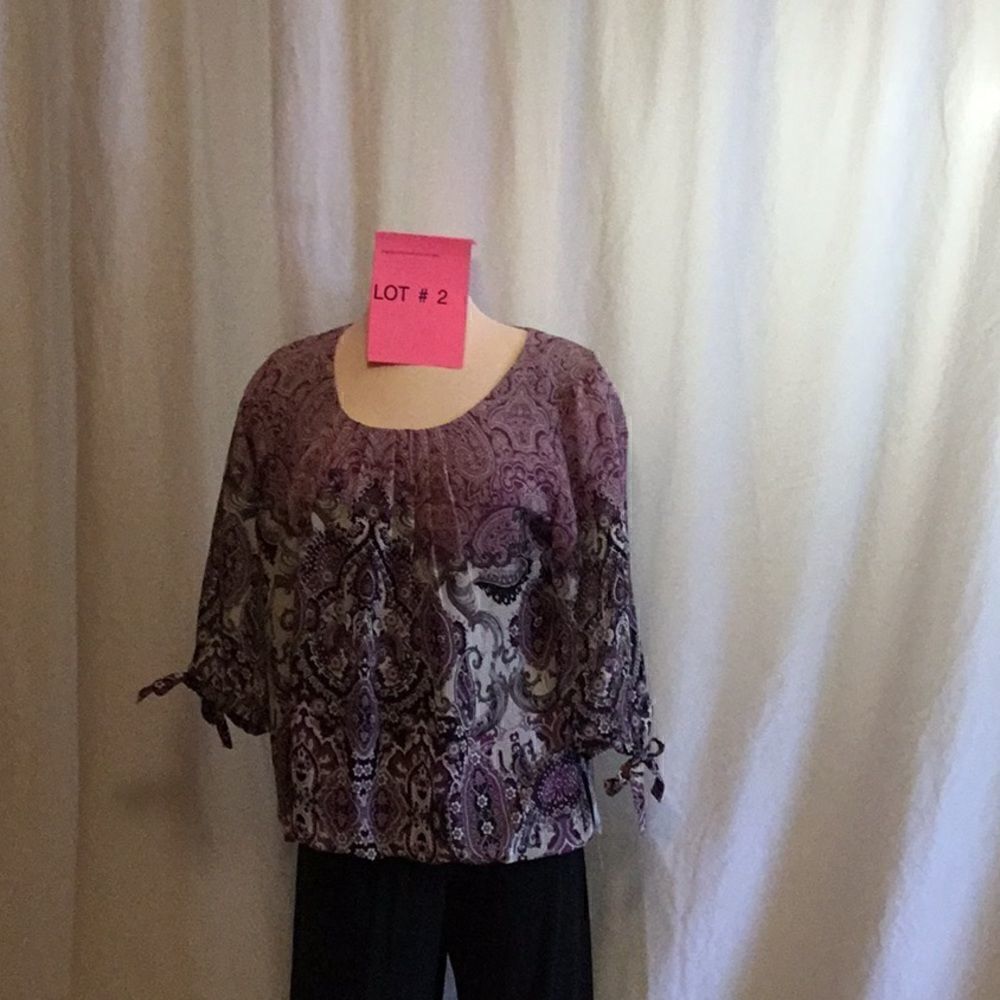 Ladies elastic waist top in Petite Large paisley